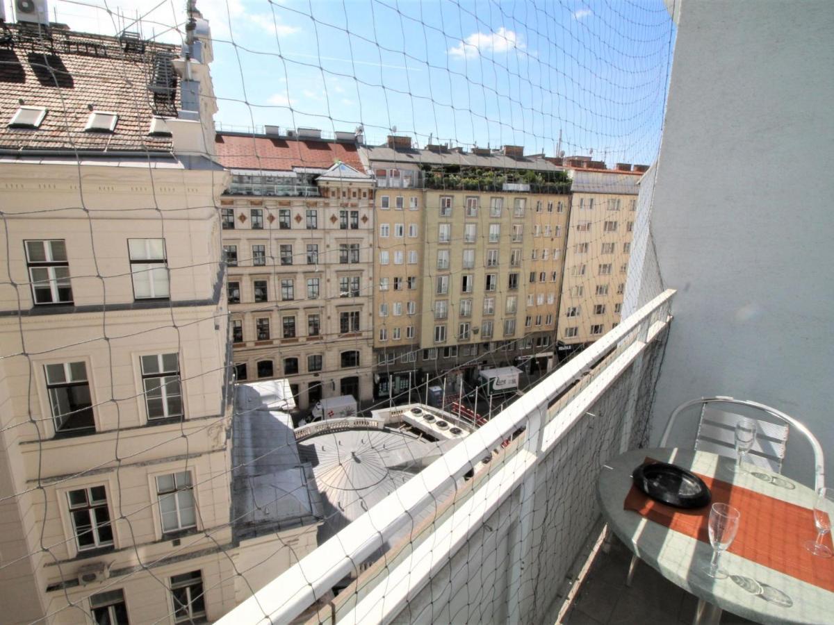 Apartment Opera By Interhome Виена Екстериор снимка