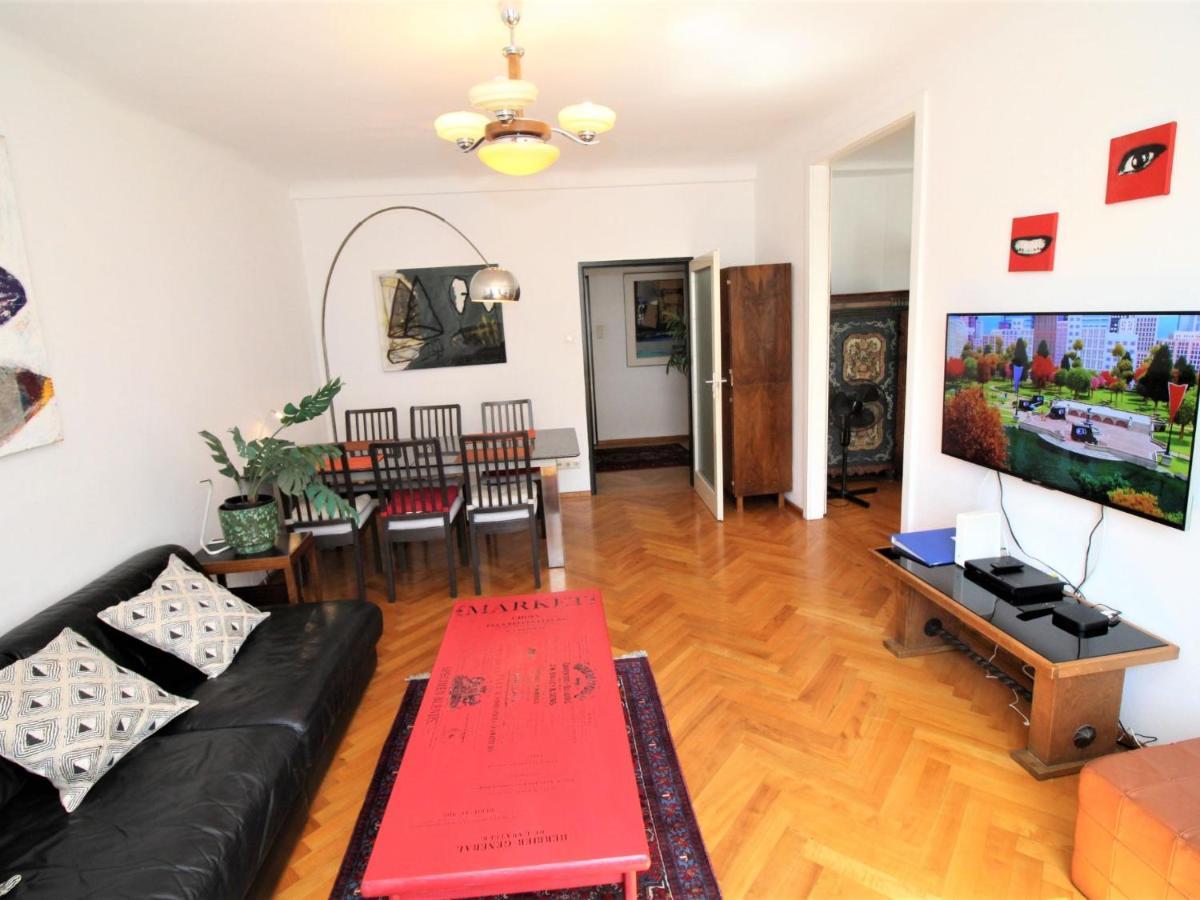 Apartment Opera By Interhome Виена Екстериор снимка